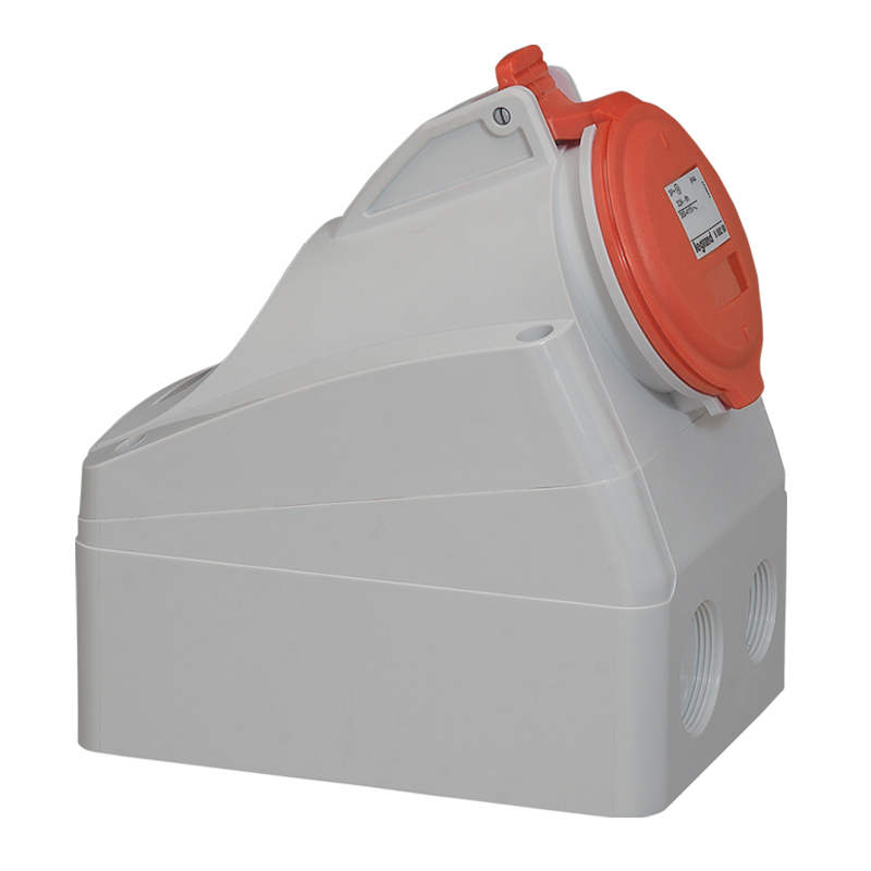 Контакт открит монтаж 3P+N+E 415V 32A IP44 - Legrand P17 Tempra Pro 555259