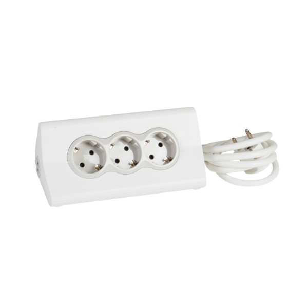 Разклонител 3 x 2P+E и 2 x USB с кабел 1.5 m и защита Бял - Legrand Safety 694810