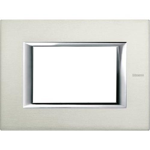 Рамка 3М Rectangular Brushed aluminium (XC) - bticino Axolute HA4803XC