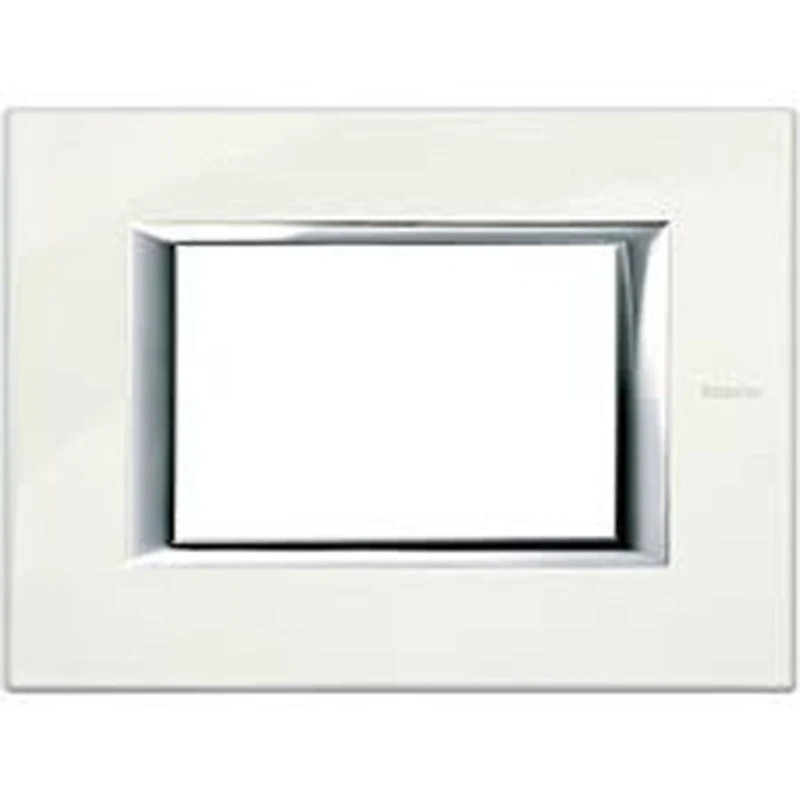 Рамка 3М Rectangular White Limoges (BG) - bticino Axolute HA4803BG