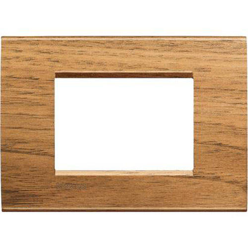 Рамка 3М Square Walnut (LNC) - bticino Livinglight LNA4803LNC