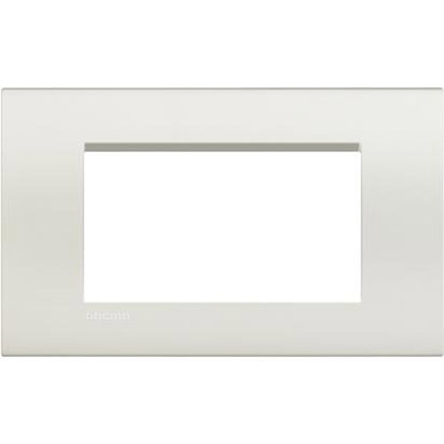 Рамка 4М Square White (BI) - bticino Livinglight LNA4804BI