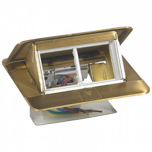 Pop-up кутия празна 4М месинг - Legrand Pop-up boxes 54016