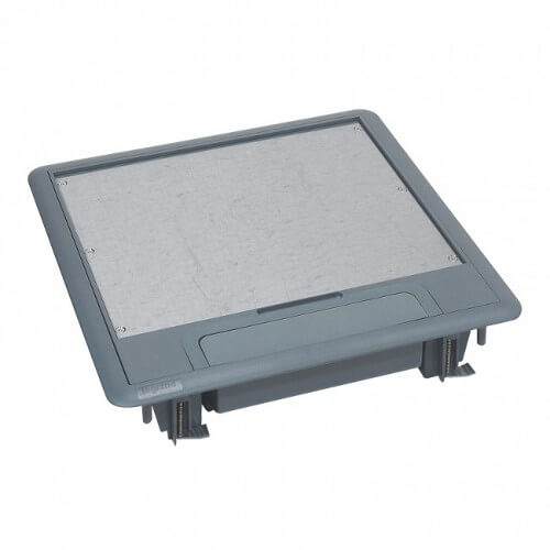 Подова кутия 16М с PVC капак за вертикален монтаж на механизми - Legrand Ecobox 88070