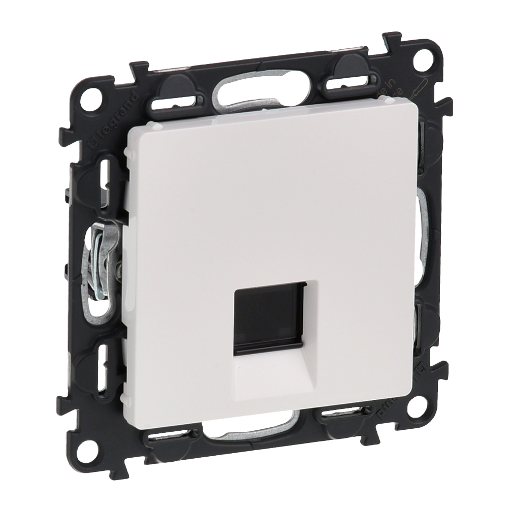 Розетка 1xRJ45 Cat. 5e UTP Бял - Legrand Valena Life 753140