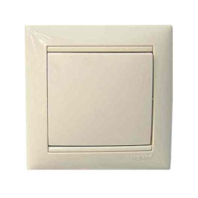 Блистер Valena Девиаторен ключ 10A 250V Крем с рамка - Legrand Valena 692722