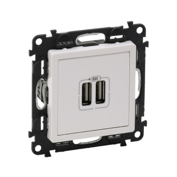 Блистер Valena Life Контакт 2XUSB 1500mA 5V Бял - Legrand Valena Life 755708