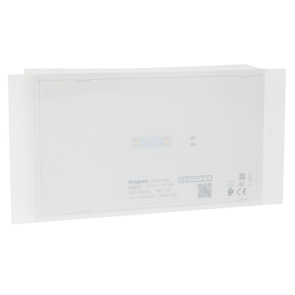 Авариен / евакуационен осветител 70lm 1h IP42 IK07 NM ST 202x104x40mm - Legrand X-light 180 660051
