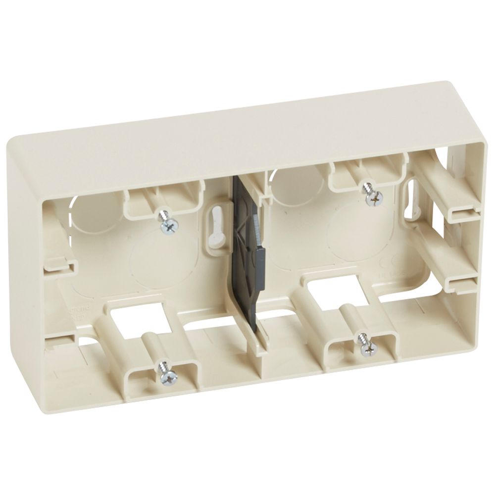 Конзола 2x2M за открит монтаж IP21 Крем - Legrand Niloe 664899