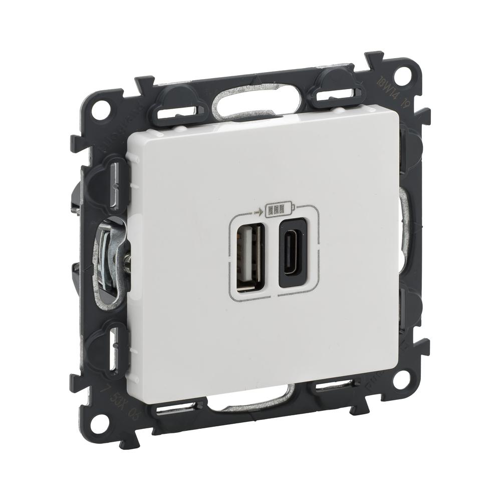 Розетка 2х USB тип A+C 5V 3A 15W за зареждане Бял - Legrand Valena Life 753106