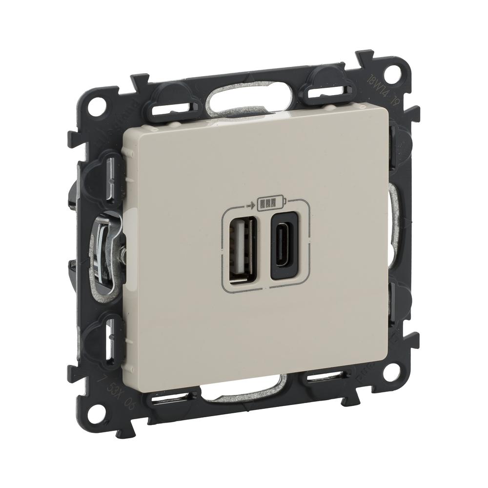 Розетка 2х USB тип A+C 5V 3A 15W за зареждане Крем - Legrand Valena Life 753206