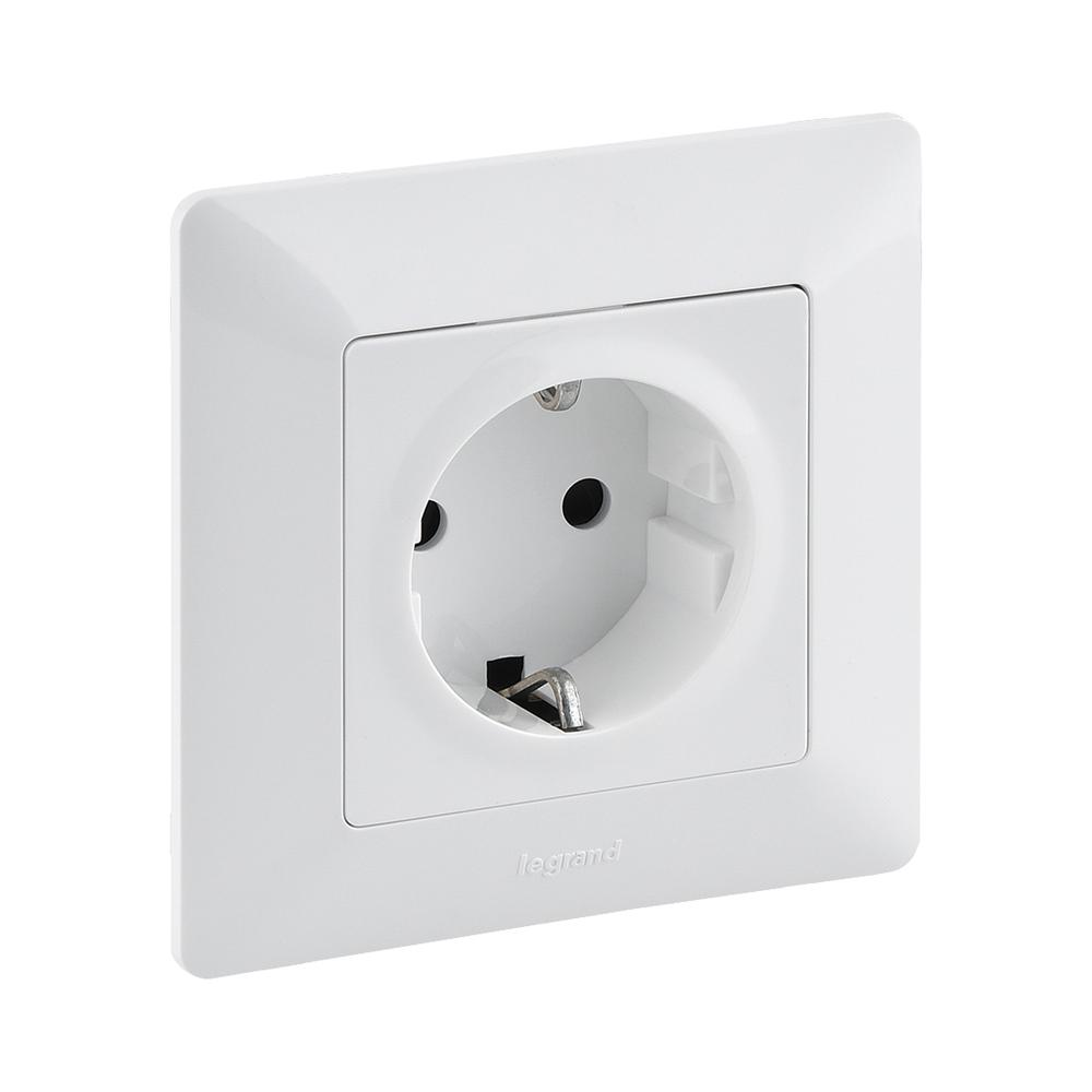 Блистер - Контакт Шуко с рамка Бял - Legrand Valena Life 755740