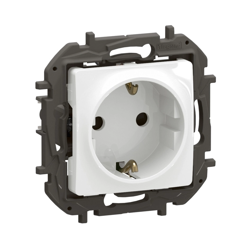 Контакт Шуко 2P+E 16A с детска защита и автоматични клеми Бял  - Legrand Niloe New NP3120WH