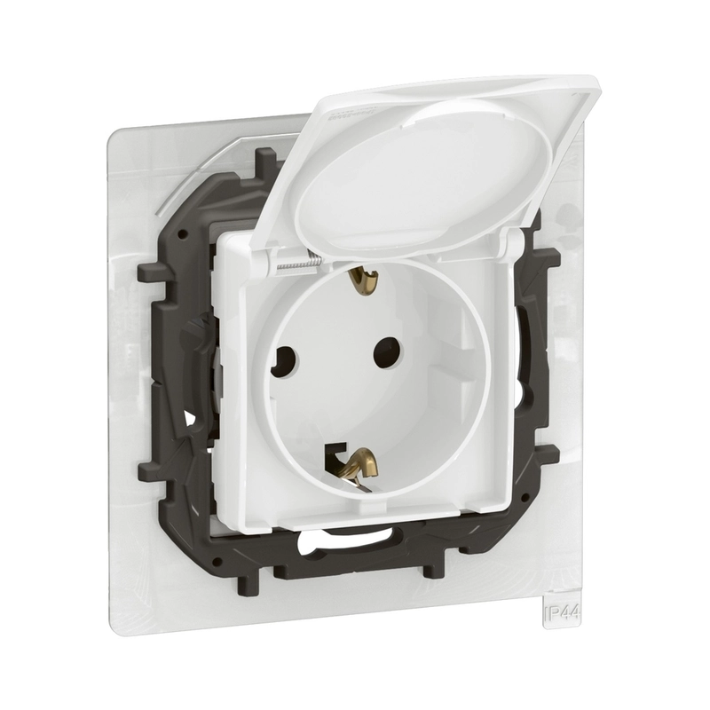 Schuko 2P+E 16A socket with cover IP44 child protection and automatic terminals White - Legrand Niloe New NP3128WH