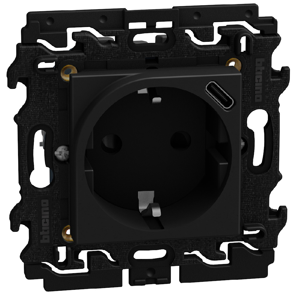 Контакт Шуко 2Р+Е 16А и USB тип C 1.5A 7.5W 2M с монтажна рамка Графит - bticino Light Now YD4141USB
