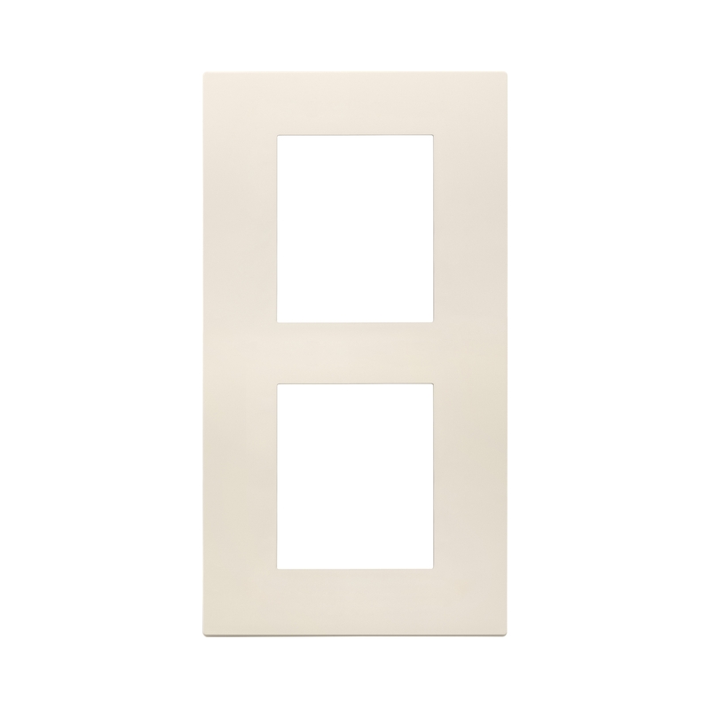 Декоративна рамка вертикална 2x2M Canvas - VIMAR LINEA 30645.01